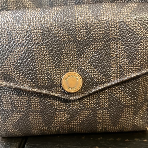 Michael kors Grayson Satchel and wallet - Picture 8 of 13
